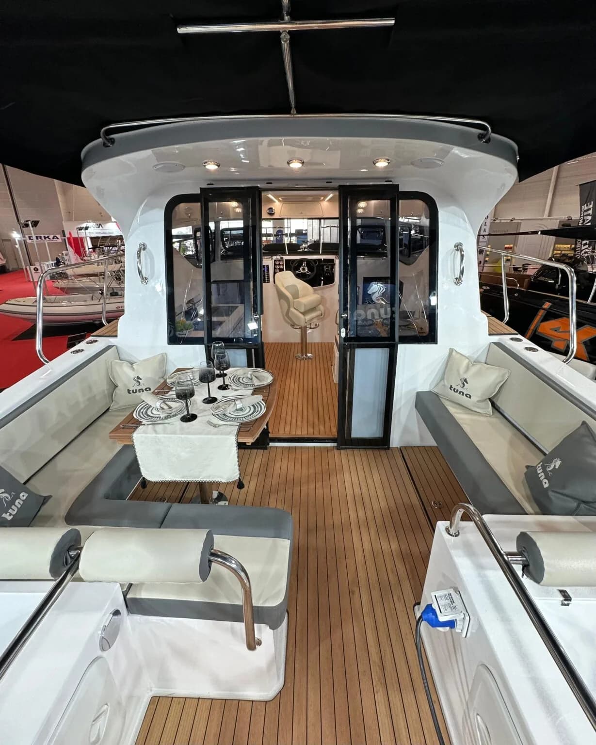 DISCOVERY 30